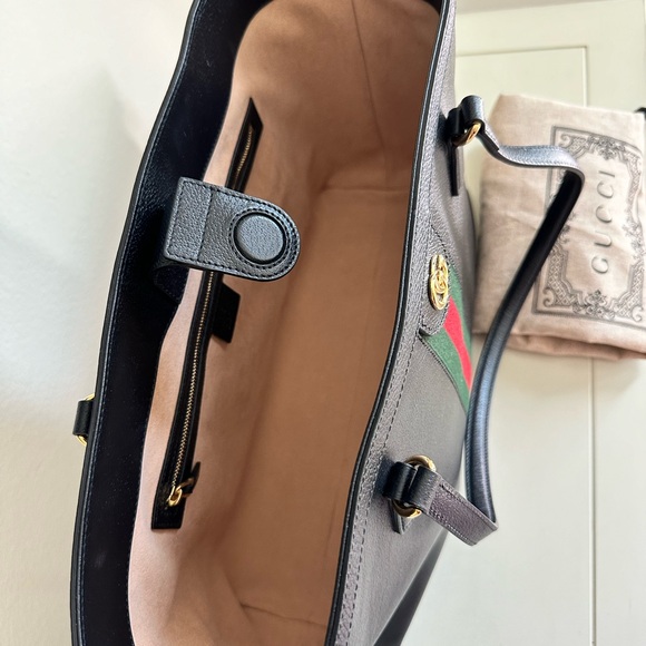 Gucci Leather Ophidia Medium Tote - Picture 2 of 5